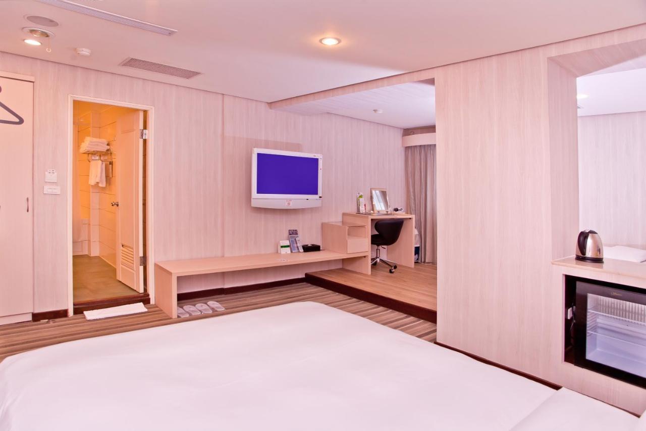 Yomi Hotel - Shuanglian Mrt Ταϊπέι Εξωτερικό φωτογραφία